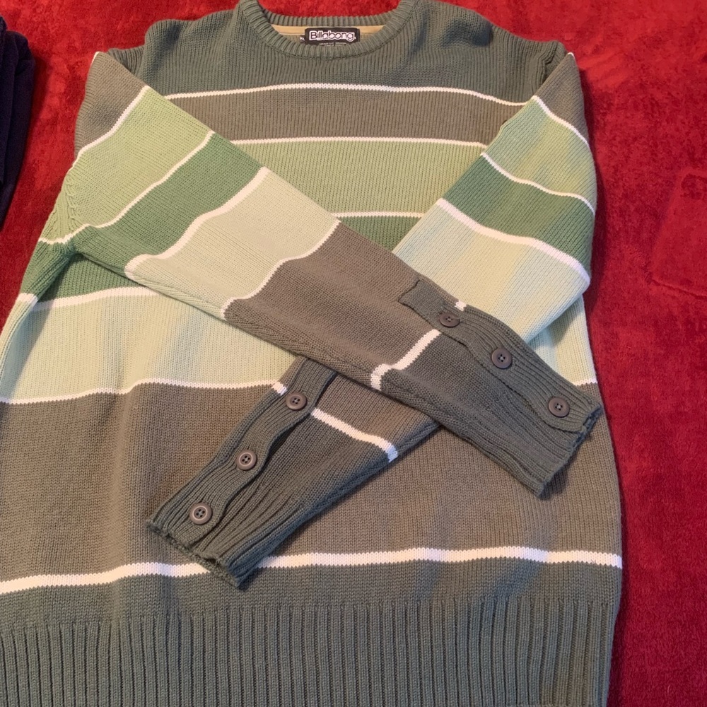 Billabong stripe sweater size XL Acrylic Wool never worn.